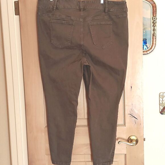 Torrid Super Soft Jeggings Five Pocket Olive Green - Picture 4 of 10